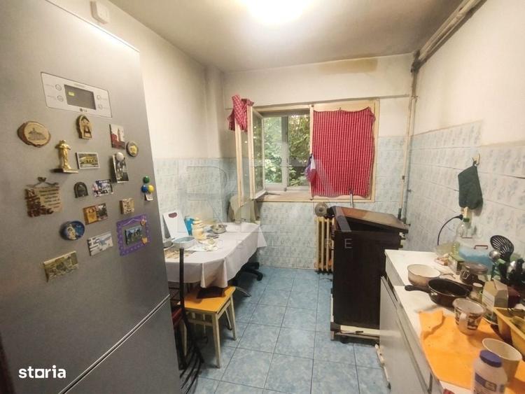 Apartament cu 3 camere în Vitan