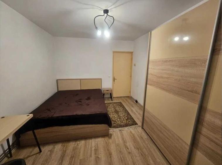 Garsonieră decomandată în Militari