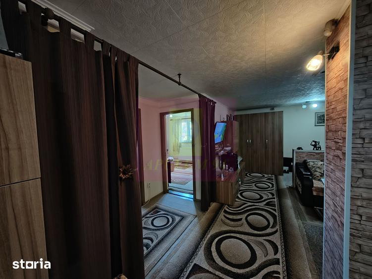 Casă cu 3 camere cu Teren 320 Mp în Colibași