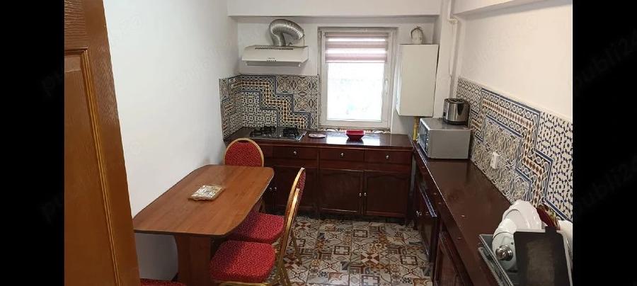 Apartament cu 2 camere decomandat în Exterior Vest