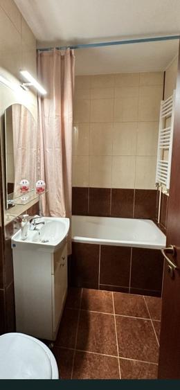 Garsonieră decomandată în Astra