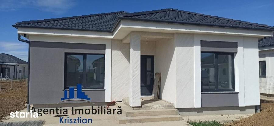 Casă cu 4 camere decomandat cu Teren 420 Mp în Odoreu