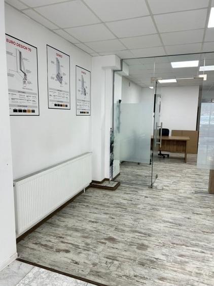 Birou, de 109 mp, în Central