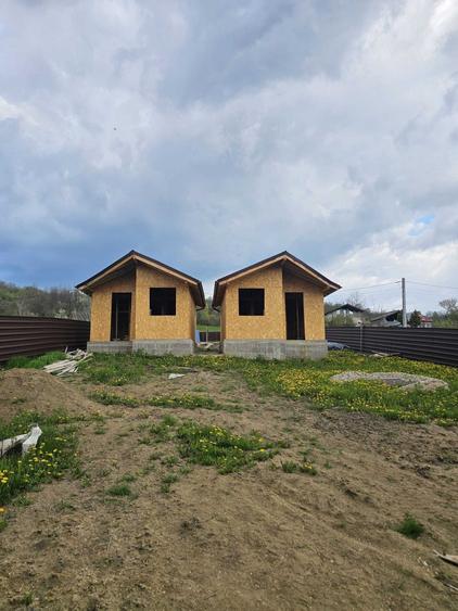 Casă cu 2 camere cu Teren 1000 Mp în Gorgota