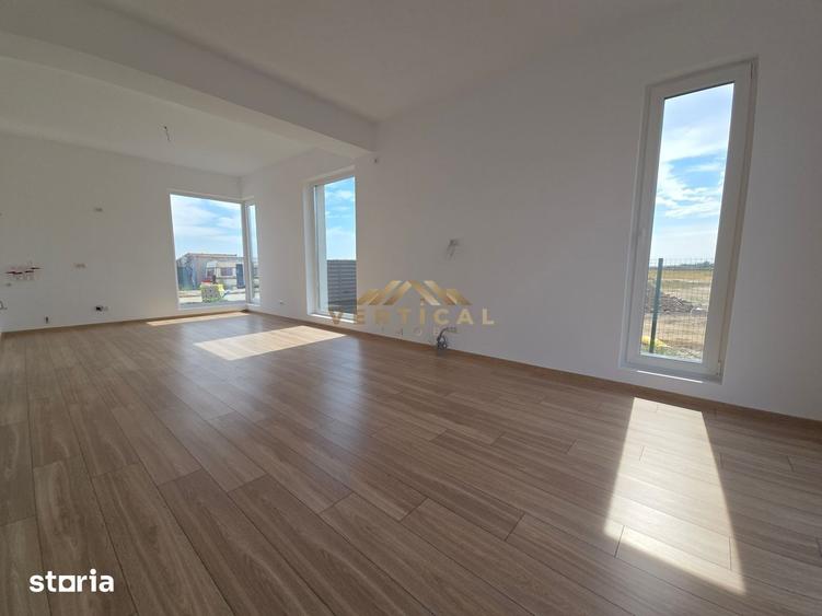 Casă cu 3 camere cu Teren 347 Mp în Vidra