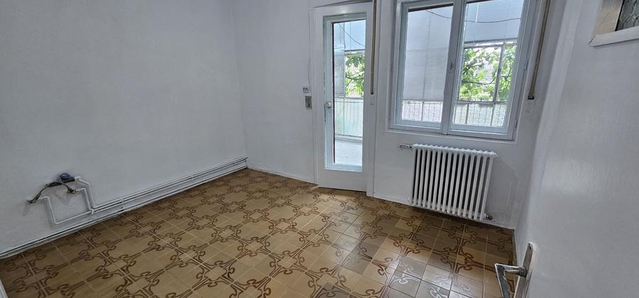 Apartament cu 3 camere decomandat în Iosefin