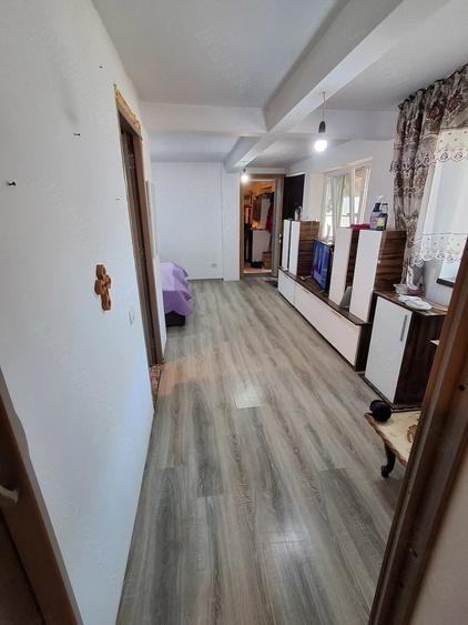 Casă cu Teren 200 Mp în Central