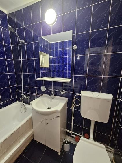 Garsonieră semidecomandată în Titan