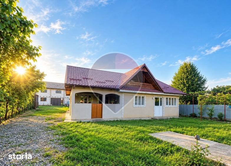 Casă cu 3 camere cu Teren 2100 Mp în Valea lui Ion