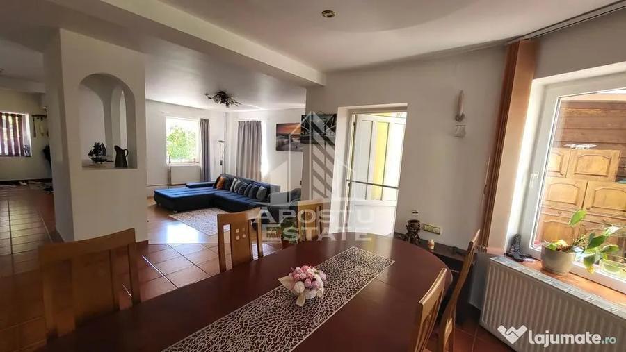 Casă cu 4 camere cu Teren 574 Mp în Aradului