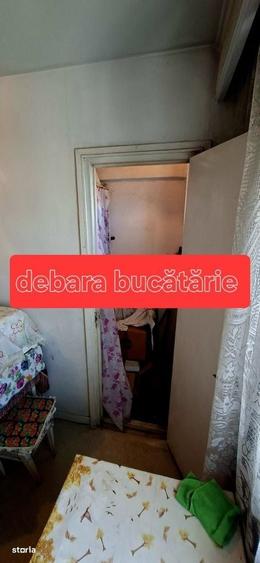 Apartament cu 2 camere decomandat în Eremia
