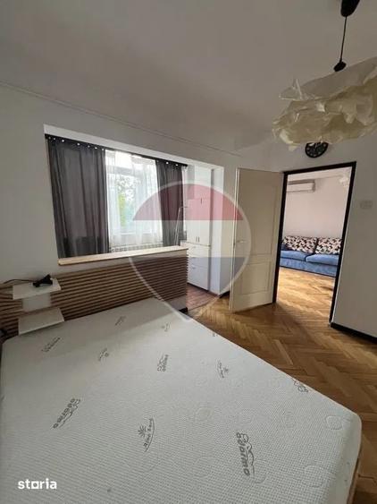 Apartament cu 3 camere în Splai Bahlui