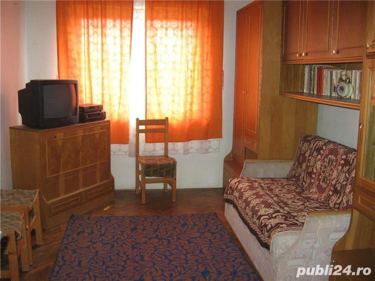 Apartament cu 3 camere decomandat în Sânmiclăuș