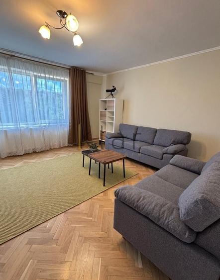 Apartament cu 3 camere decomandat, mobilat în Gheorgheni