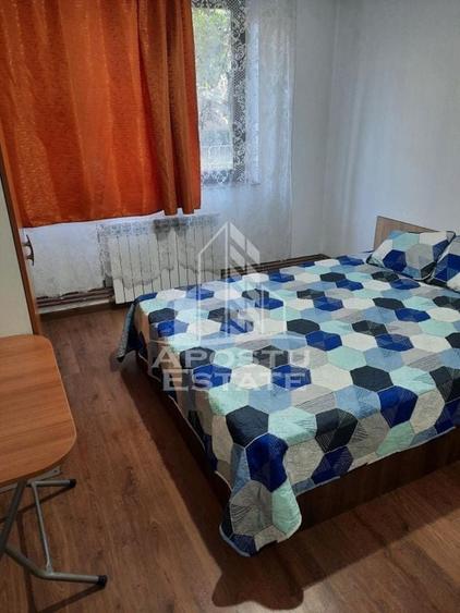Apartament cu 3 camere, centrala proprie, zona Sagului - 2
