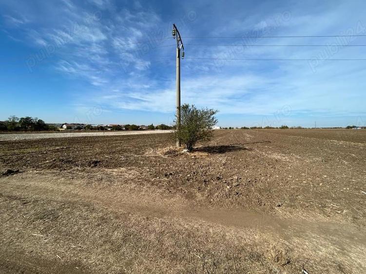 Teren de 2500 mp, în Valu lui Traian