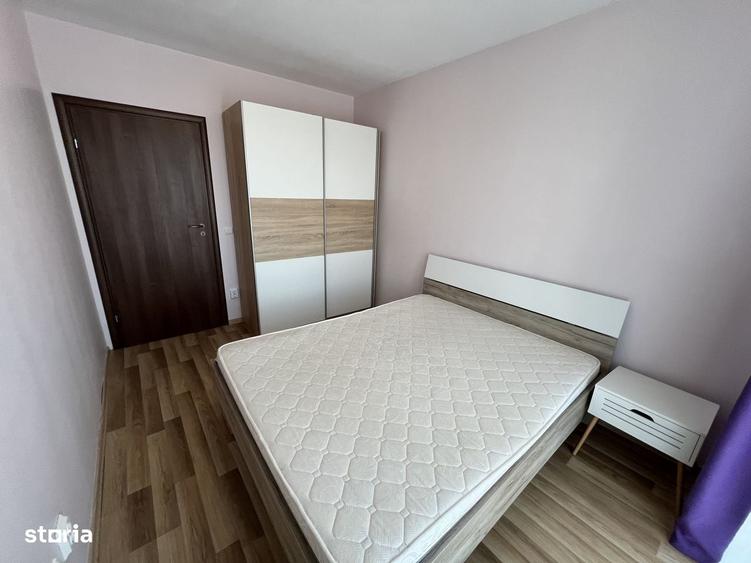INCHIRIEZ apartament 2 camere ,recent renovat,zona Centrala - 2
