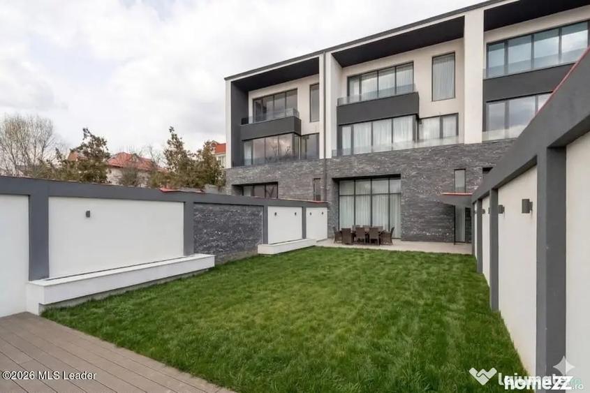 Iancu Nicolae - Vila high-end pe malul lacului, Gradina c... - 11