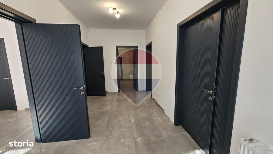 Spațiu comercial, de 130 mp, în P-ța Unirii