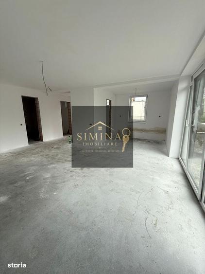 Casă cu 4 camere cu Teren 350 Mp în Central