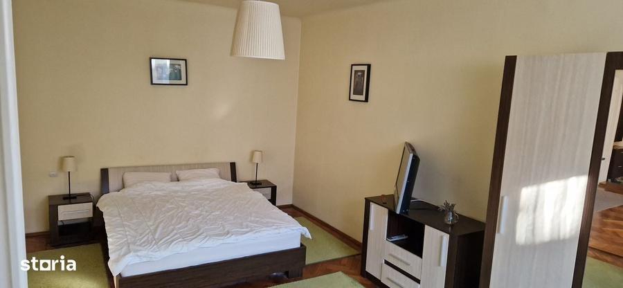 Apartament cu 2 camere nedecomandat în Cristian