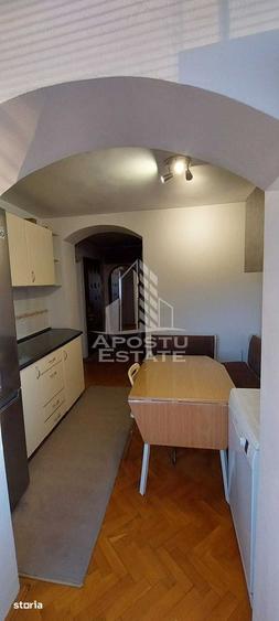 Apartament cu 3 camere în Circumvalațiunii
