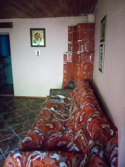 Casă cu 3 camere în Bumbești-Jiu
