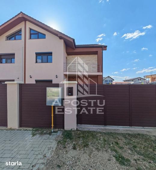 Casă cu 5 camere cu Teren 350 Mp în Ghiroda