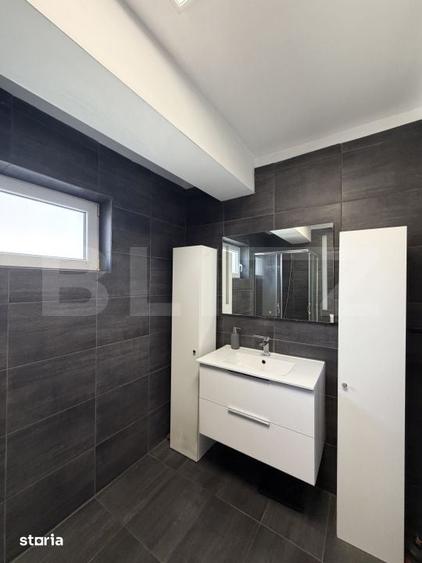 Apartament cu 3 camere semidecomandat în Europa