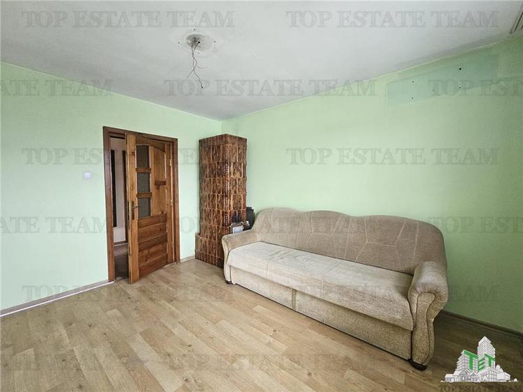 Casă individuală cu 4 camere cu Teren 280 Mp în Sud-Vest