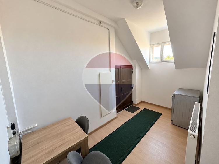 Apartament cu 3 camere în Centrul Istoric