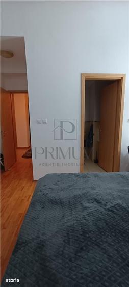 Apartament cu 4 camere decomandat în Aradului