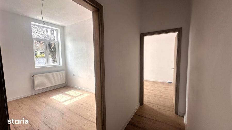 Apartament cu 3 camere în Piața Cluj