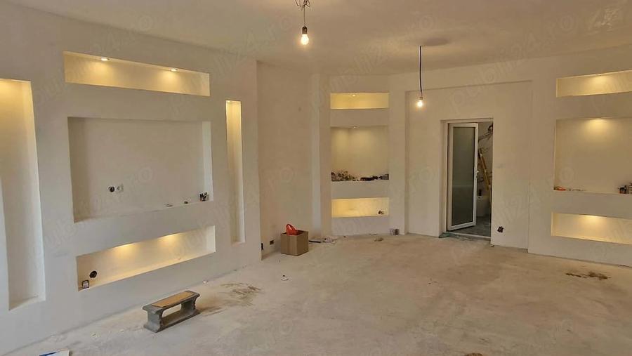 Casă cu 3 camere cu Teren 2400 Mp în Diosig