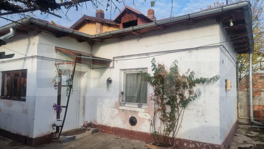 Casă individuală cu 2 camere cu Canalizare în Câmpina