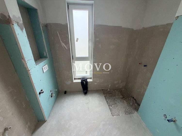 Duplex cu 4 camere cu Canalizare în Moșnița Nouă