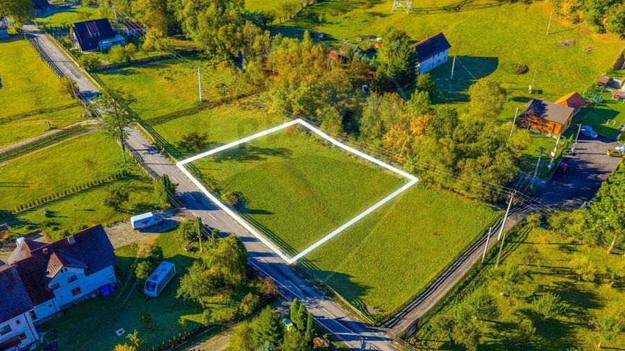 Teren Construcții intravilan de 2200 mp, în Șimon