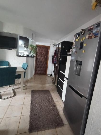 Apartament cu 2 camere decomandat în Bucovina