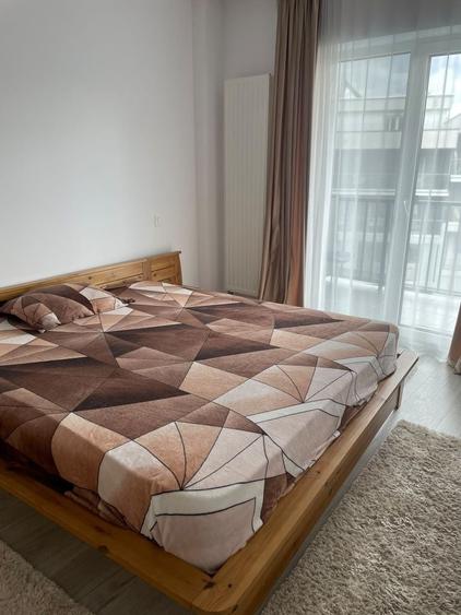 Apartament cu 2 camere semidecomandat în Bună Ziua