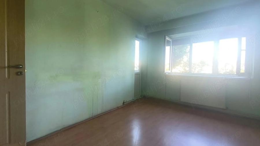 Apartament cu 2 camere decomandat în Minerul