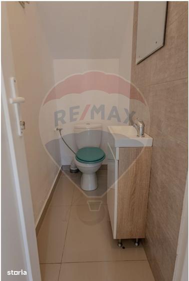 Casă cu 3 camere cu Teren 160 Mp în Central
