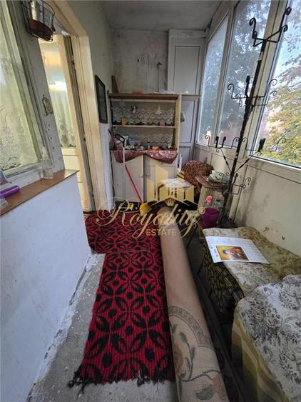 Garsonieră decomandată, mobilată în Soarelui