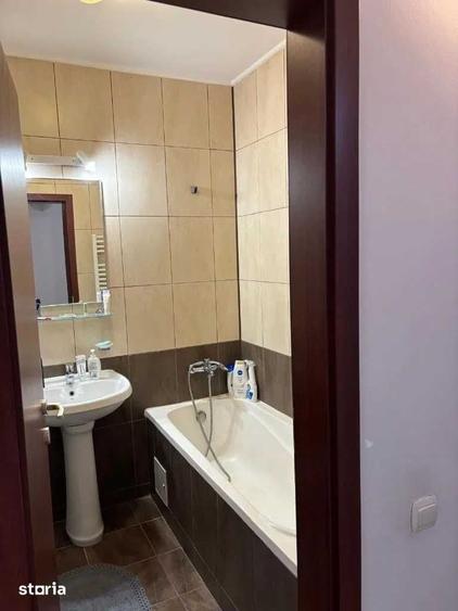 Apartament cu 2 camere decomandat în Titan