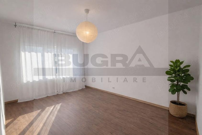 Apartament cu 3 camere decomandat în Central — fotografia 1