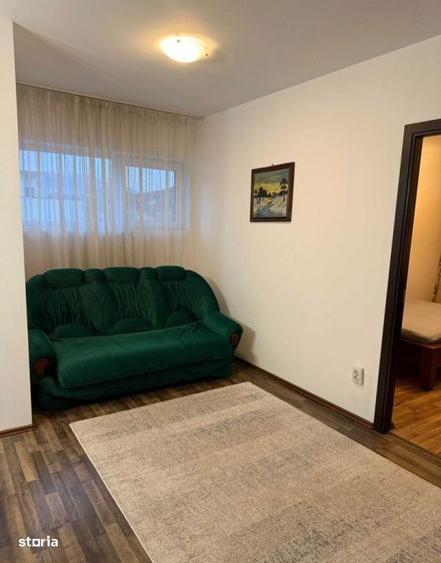 Apartament cu 3 camere, mobilat în Florești — fotografia 2