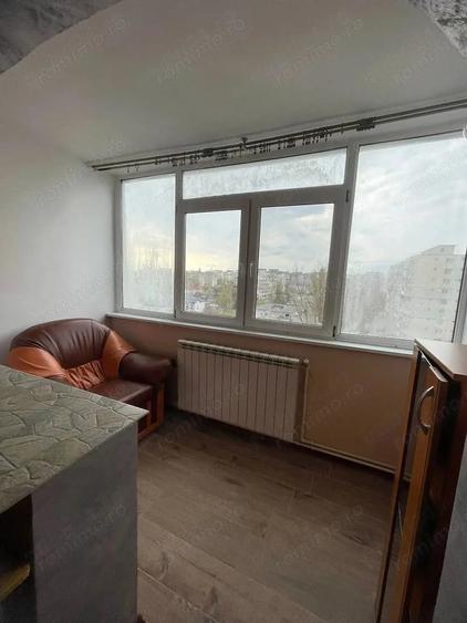 Apartament cu 2 camere decomandat în Micro 20