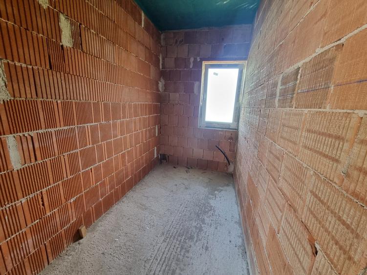 Casă individuală cu 3 camere cu Teren 535 Mp în Micești