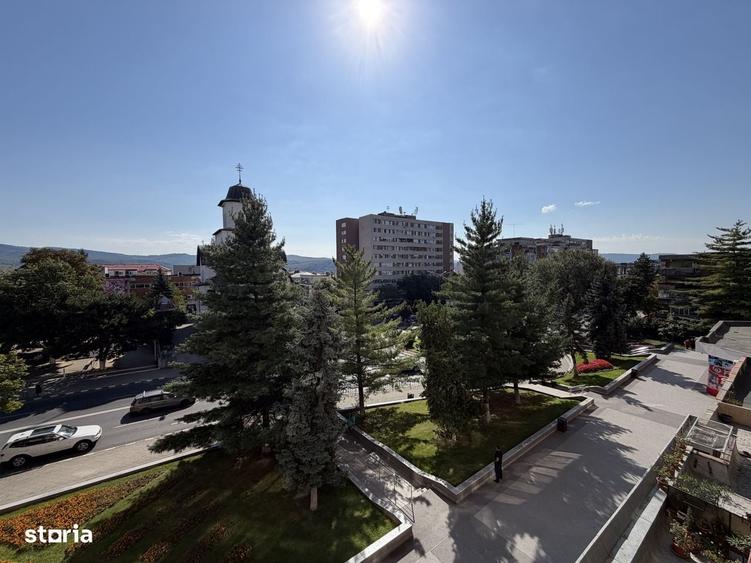 Garsonieră în Traian