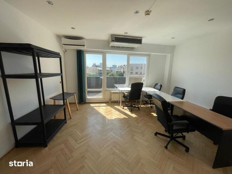 Apartament cu 4 camere decomandat în Eminescu