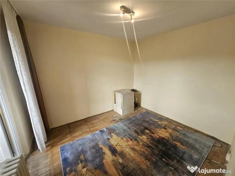 Apartament cu 2 camere nedecomandat în Micro III